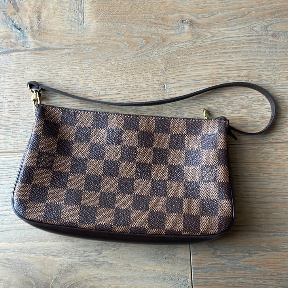 Louis Vuitton Purse